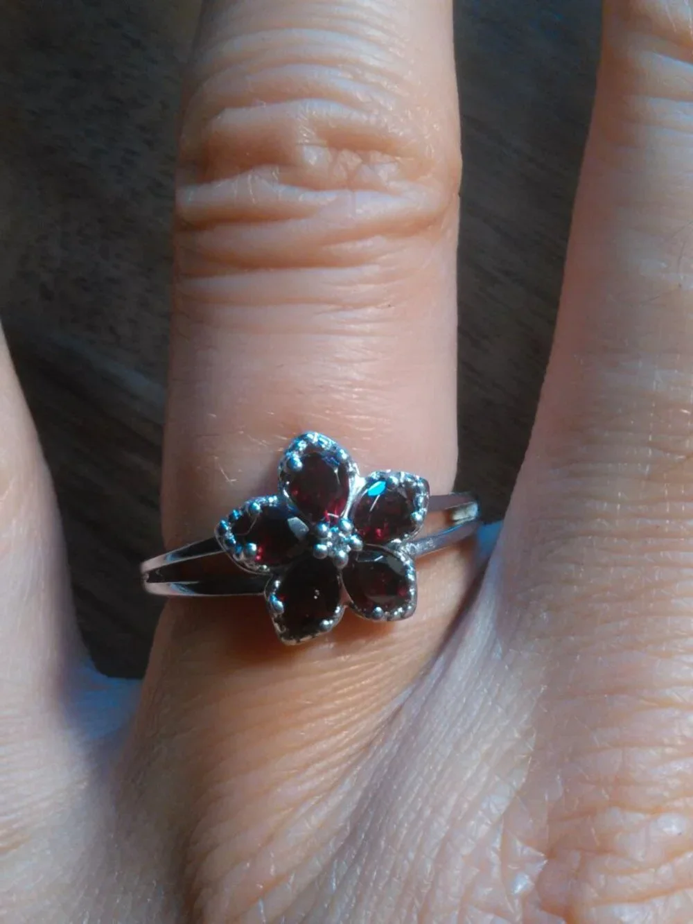 Premium Anthill Garnet and Moissanite Rhodium over Sterling Silver Ring (Size 7)